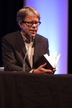 Amerikanische Schriftsteller Jonathan Franzen gastiert mit seinen Roman „Unschuld“ im Rahmen der lit.COLOGNE SPEZIAL im Gürzenich Köln (&copy; Thomas Brill)