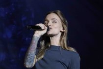 Deutscher Sänger Benjamin Fritsch alias Ben Zucker gastiert auf seiner "Wer sagt das?!"-Tour in der Lanxess-Arena Köln (© Thomas Brill)