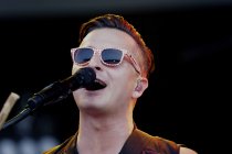Österreichische VolksRock’n’Roller Andreas Gabalier gastiert auf seiner "Volks-Rock’n’Roller"-Open Air Tournee im Sparkassenpark Mönchengladbach  (© Thomas Brill)