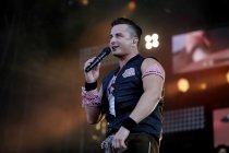 Österreichische VolksRock’n’Roller Andreas Gabalier gastiert auf seiner "Volks-Rock’n’Roller"-Open Air Tournee im Sparkassenpark Mönchengladbach  (© Thomas Brill)