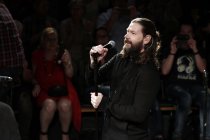 Irische Rocksänger Rea Garvey gastiert auf seiner "Prisma"-Tour ein WDR2-Radiokonzert im Alten Pfandhaus Köln (© Thomas Brill)