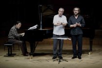 Deutsche Tenor Christoph Prégardien gastiert in Begleitung seines Sohnes Julian Prégardien und des deutschen Pianisten Michael Gees in der Kölner Philharmonie (&copy; Thomas Brill)