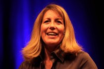 Deutsche Journalistin Anne Gesthuysen ist unterwegs mit dem deutschen Journalisten Gerd Ruge im Rahmen der driten lit.COLOGNE SPEZIAL im Klaus-von-Bismarck-Saal Kln (© Thomas Brill)