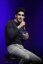 Gründer der Show RebellComedy Babak Ghassim gastiert bei der RebellComedy Show - Die üblichen Verdächtigen des 25. Köln Comedy Festival im E-Werk Köln (© Thomas Brill)