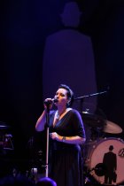 Deutsche Popband Gleis 8 gastiert auf ihrer "Bleibt das immer so"-Tour im Gloria Theater Köln (© Thomas Brill)