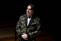Kanadischer Musiker Chilly Gonzales gastiert auf seiner "Solo Piano III"-Tour in der Kölner Philharmonie (© Thomas Brill)