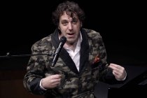 Kanadischer Musiker Chilly Gonzales gastiert in Begleitung des Kaiser Quartet in der Philharmonie Köln (© Thomas Brill)