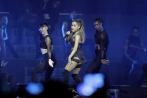Amerikanische Sngerin Ariana Grande gastiert auf ihrer "The Honeymoon"-Tour in der Lanxess-Arena Kln (© Thomas Brill)