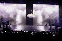 Amerikanische Sngerin Ariana Grande gastiert auf ihrer "The Honeymoon"-Tour in der Lanxess-Arena Kln (© Thomas Brill)