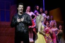 GREASE  Das Musical gastiert vom 18. November 2010 bis 12. Februar 2011 im Capitol Theater Düsseldorf (© Thomas Brill)