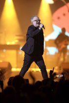 Deutsche Sänger Herbert Grönemeyer gastiert auf seiner "Tumult"-Tour in der Lanxess-Arena Köln (© Thomas Brill)