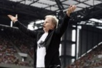 Deutsche Rockstar Herbert Grönemeyer gastiert auf seiner "Zwölf"-Tour im RheinEnergie Stadion Köln (&copy; Thomas Brill)
