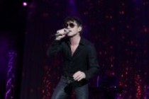 Norwegische Pop-Sänger Morten Harket gastiert auf seiner "Out of My Hands"-Tour in der Mitsubishi Electric Halle Düsseldorf (© Thomas Brill)