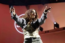 Deutsches Hip-Hop-Ehepaar Max Herre und Joy Denalane gastieren auf ihrer "Alles Liebe"-Tour im Palladium Köln (&copy; Thomas Brill)