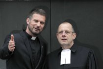 ZDF-Serie Herzensbrecher-Vater von vier Söhnen in der Kartäuserkirche Köln (© Thomas Brill)