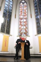 ZDF-Serie Herzensbrecher-Vater von vier Söhnen in der Kartäuserkirche Köln (© Thomas Brill)