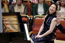 Kanadische Pianistin Angela Hewitt gastiert in Begleitung des Sinfonieorchester Wuppertal unter der Leitung des österreichischen Dirigenten Patrick Hahn in der Kölner Philharmonie (© Thomas Brill)