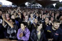 Britische Musiker Roger Hodgson gastiert auf seiner "Breakfast In America"-Tour am Tanzbrunnen Köln (© Thomas Brill)