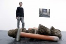Deutsche Künstler Jan Hoeft gastiert mit der Ausstellung Einige Parallelen vom 14. Januar bis 24. Februar 2011 in der Temporary Gallery Cologne Köln (© Thomas Brill)