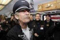 Kölner Mundartgruppe De Höhner präsentieren ihr neues Album "360° Live @ Lanxess-Arena" in der S-Bahn Köln  (© Thomas Brill)