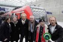 Kölner Mundartgruppe De Höhner präsentieren ihr neues Album "360° Live @ Lanxess-Arena" in der S-Bahn Köln  (© Thomas Brill)