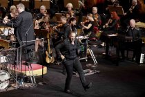 Kölner Mundartgruppe Höhner gastiert in Begleitung des Orchesters der Jungen Sinfonie Köln unter der Leitung von Sebastian Hässy zum 32. mal in der Kölner Philharmonie (© Thomas Brill)