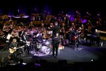 Kölner Mundartgruppe Höhner gastiert in Begleitung des Orchesters der Jungen Sinfonie Köln unter der Leitung von Sebastian Hässy zum 32. mal in der Kölner Philharmonie (© Thomas Brill)