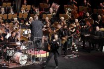 Kölner Mundartgruppe Höhner gastiert in Begleitung des Orchesters der Jungen Sinfonie Köln unter der Leitung von Sebastian Hässy zum 32. mal in der Kölner Philharmonie (© Thomas Brill)