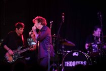 Amerikanische Rockband The Hooters gastiert auf ihrer "Live 20+16"-Tour in Die Kantine Köln (© Thomas Brill)