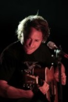 Englische Singer-Songwriter Ben Howard gastiert auf seiner "Every Kingdom"-Tour im E-Werk Köln (© Thomas Brill)
