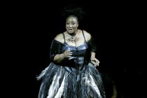Südafrikanisches Gesangsensemble Isango Ensemble eröffnet mit Die Zauberflöte von Wolfgang Amadeus Mozart am 10. bis 14. Juli 2024 das 35. Kölner Sommerfestival in der Kölner Philharmonie (© Thomas Brill)