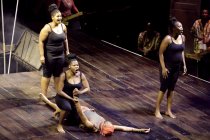 Südafrikanisches Gesangsensemble Isango Ensemble eröffnet mit Die Zauberflöte von Wolfgang Amadeus Mozart am 10. bis 14. Juli 2024 das 35. Kölner Sommerfestival in der Kölner Philharmonie (© Thomas Brill)