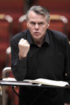 Lettischer Dirigent Mariss Jansons leitet das Königliches Concertgebouworchester Amsterdam in der Philharmonie Köln (© Thomas Brill)