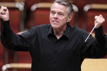 Lettischer Dirigent Mariss Jansons leitet das Königliches Concertgebouworchester Amsterdam in der Philharmonie Köln (© Thomas Brill)