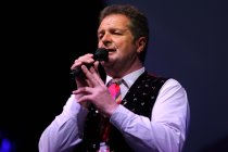 Südtiroler Volksmusikgruppe Kastelruther Spatzen gastieren auf ihrer "Der Planet der Lieder" Tour in der Lanxess-Arena Köln (© Thomas Brill)