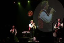 Südtiroler Volksmusikgruppe Kastelruther Spatzen gastieren auf ihrer "Der Planet der Lieder" Tour in der Lanxess-Arena Köln (© Thomas Brill)
