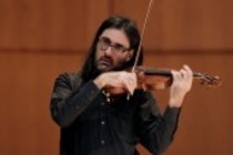 Griechische Violinist Leonidas Kavakos gastiert in Begleitung des italienischen Pianisten Enrico Pace in der Philharmonie Köln (© Thomas Brill)