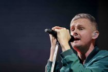 Britische Britpop-Band Keane gastiert mit Sänger Tom Chaplin auf ihrer "Celebrating 20 Years Of Hopes And Fears"-Tour im Palladium Köln (© Thomas Brill)