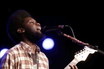 Britischer Retro-Soulsänger Michael Kiwanuka gastiert auf seiner "Love and Hate"-Tour in der Live Music Hall Köln (© Thomas Brill)