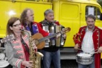 Stunksitzung-Band Köbes Underground gastiert am 24. September 2011 am Tanzbrunnen Köln  (&copy; Thomas Brill)