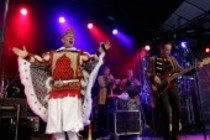 Stunksitzung-Band Köbes Underground gastiert mit ihrem „Best of Stunksitzung"-Konzert Open-Air am Tanzbrunnen Köln  (&copy; Thomas Brill)