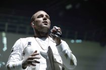 Deutsche Rapper Maximilian Diehn alias Kontra K gastiert auf seiner „Die letzten Wölfe"-Tour in der LANXESS-Arena Köln (© Thomas Brill)
