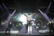 Deutsche Rapper Maximilian Diehn alias Kontra K gastiert auf seiner „Die letzten Wölfe"-Tour in der LANXESS-Arena Köln (© Thomas Brill)