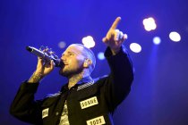 Deutsche Rapper Maximilian Tibor Albert Diehn alias Kontra K gastiert auf seiner „Der Sonne entgegen"-Tour in der LANXESS-Arena Köln (© Thomas Brill)