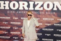 Amerikanische Schauspieler Kevin Costner präsentiert die neue Western-Saga "HORIZON" im Cinedom Köln (© Thomas Brill)