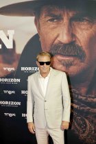 Amerikanische Schauspieler Kevin Costner präsentiert die neue Western-Saga "HORIZON" im Cinedom Köln (© Thomas Brill)