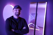 Deutsche Künstler Hans Kotter gastiert mit seiner Ausstellung „Licht – Farbe - Raum“ vom 11. März bis 26. April 2020 im Museum für Angewante Kunst in Köln (© Thomas Brill)