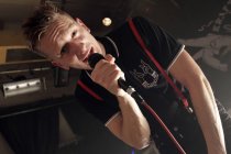 Deutsche Indie-Rap-Musikgruppe Kraftklub gastiert auf ihrer "In Schwarz"-Tour im Gebäude 9 Köln (© Thomas Brill)