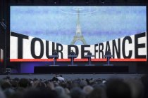 Deutsches multimediales Projekt Kraftwerk gastiert zum Start der "Tour de France" mit einem Konzert im Ehrenhof Düsseldorf  (© Thomas Brill)