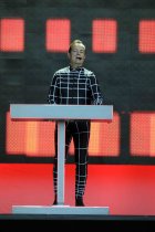 Deutsches multimediales Projekt Kraftwerk gastiert zum Start der "Tour de France" mit einem Konzert im Ehrenhof Düsseldorf  (© Thomas Brill)